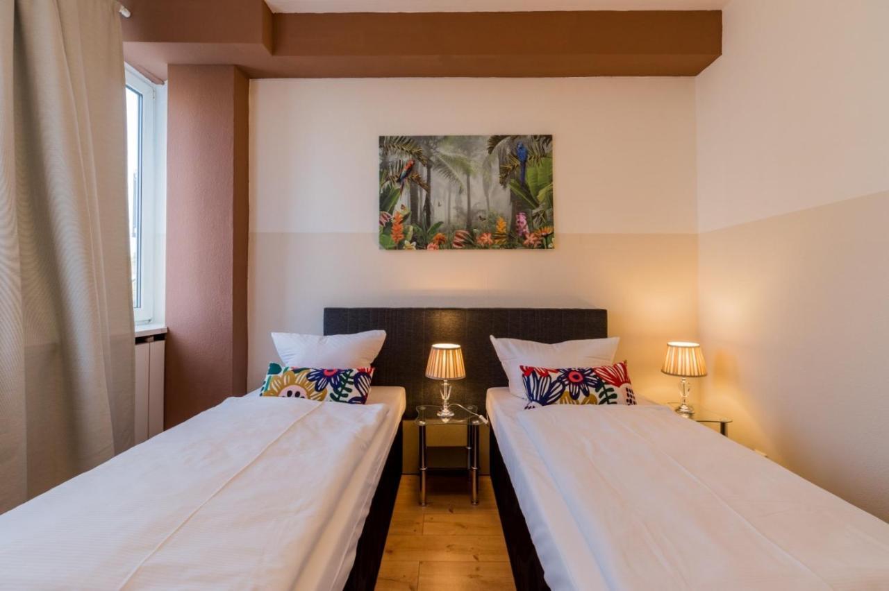 Big Fancy Apartments City Center Berlin Bagian luar foto