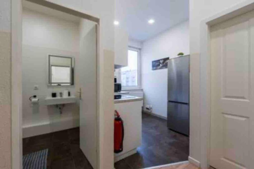Big Fancy Apartments City Center Berlin Bagian luar foto